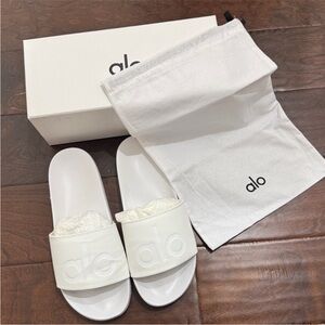 Alo Yoga The IT Slide 2 – Women’s Size 8